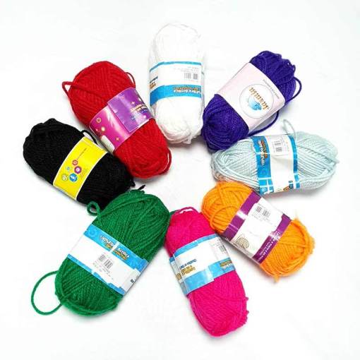 Hilo de lana de diversos colores